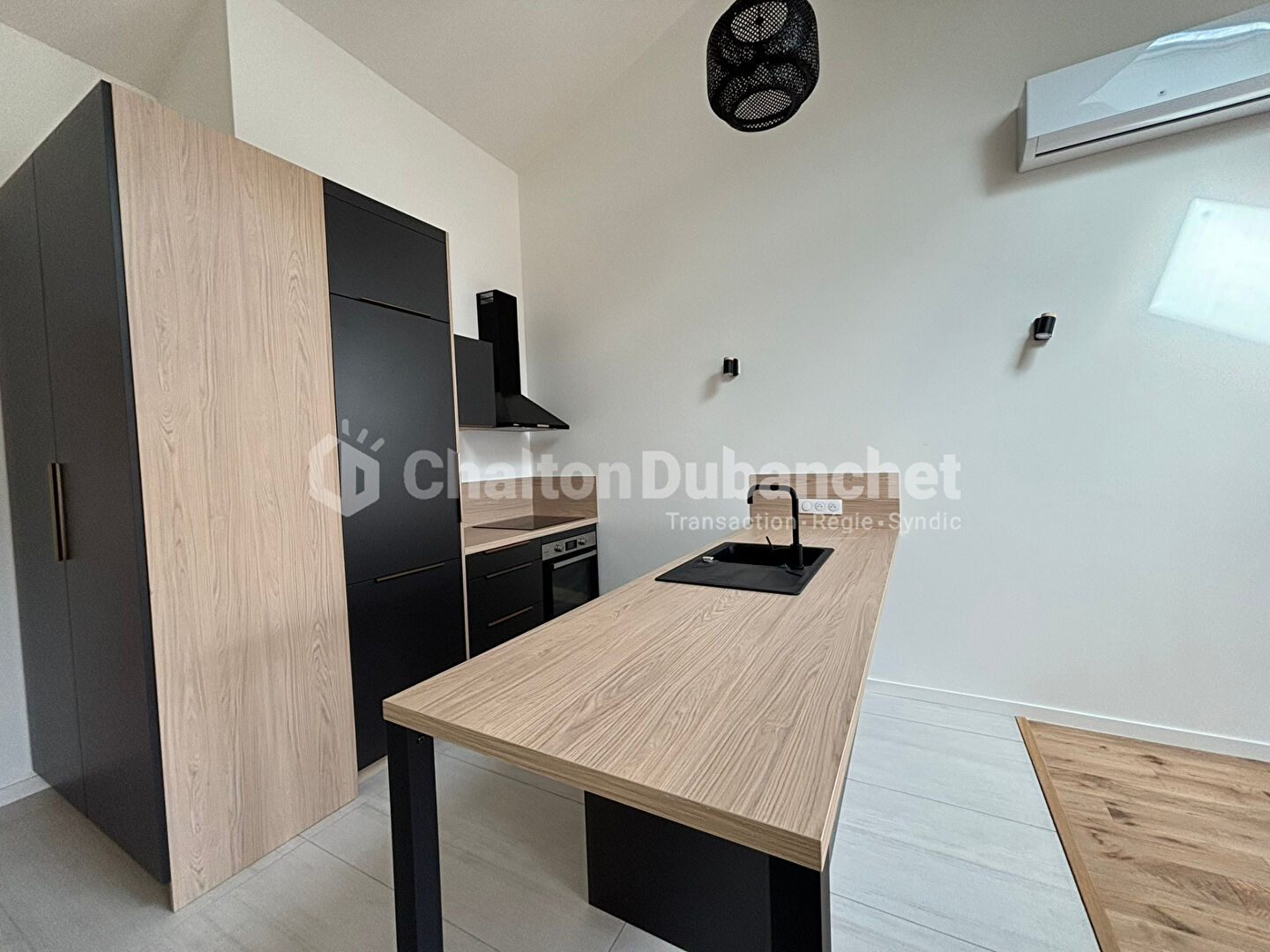 Photo LE COTEAU Appartement  neuf T3  très performant et idéalement situé au coeur des commerces image 2/5