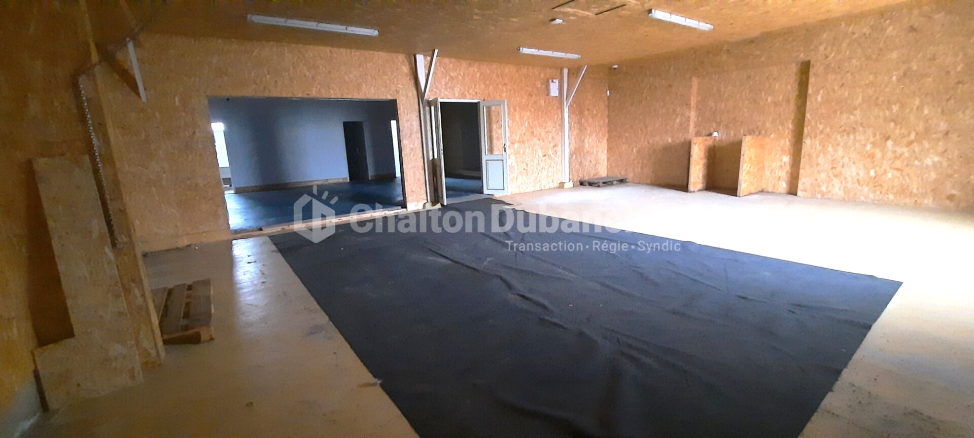 Photo BALBIGNY, Entrepôt local industriel de 171.08 m² image 4/6