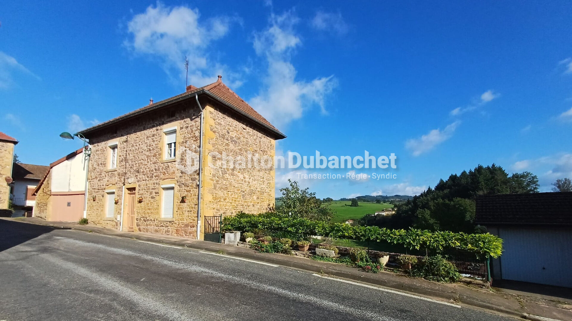 maison de caractère 117 m² avec 5 chambres et 315 m² de terrain