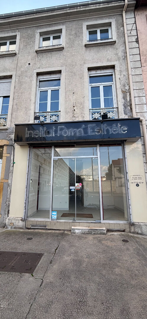 LE COTEAU - Local commercial de 40 m²