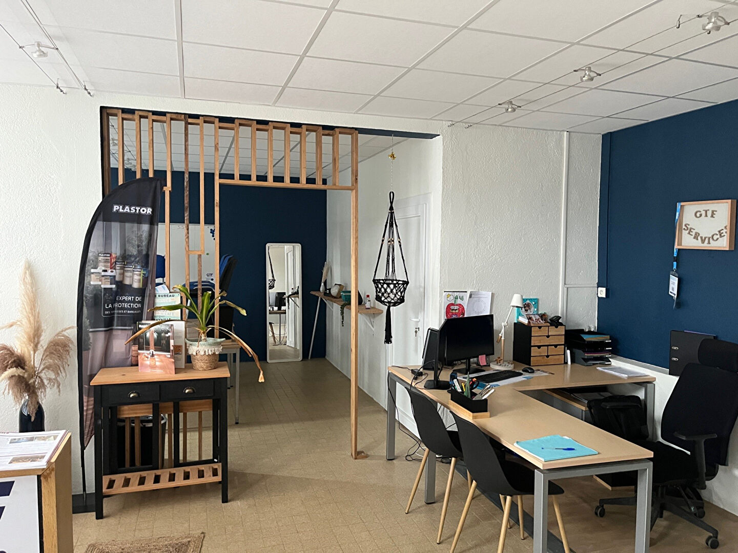 Photo IMMEUBLE LOUE image 2/3