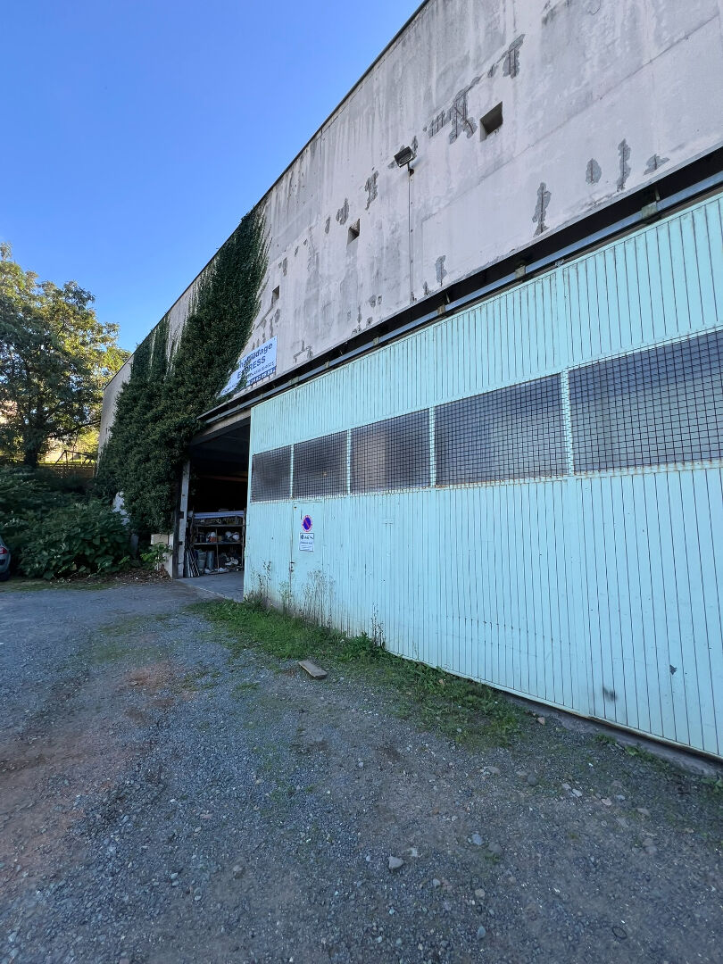 LOCAL D ACTIVITE 660M² CENTRE VILLE ROANNE