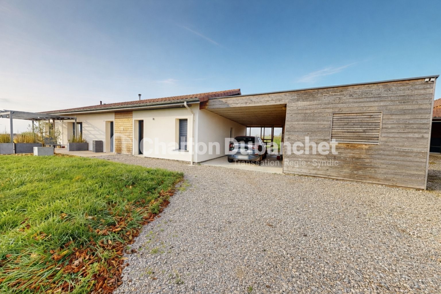 Agence immobilière de 
 CHALTON DUBANCHET IMMOBILIER - CHALTON DUBANCHET IMMOBILIER 
