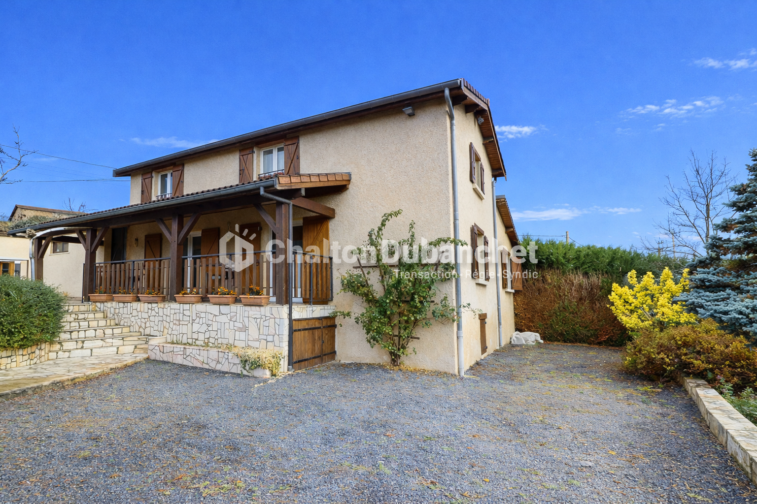 Photo ST JEAN LA BUSSIERE - Maison de 127 m² image 1/6
