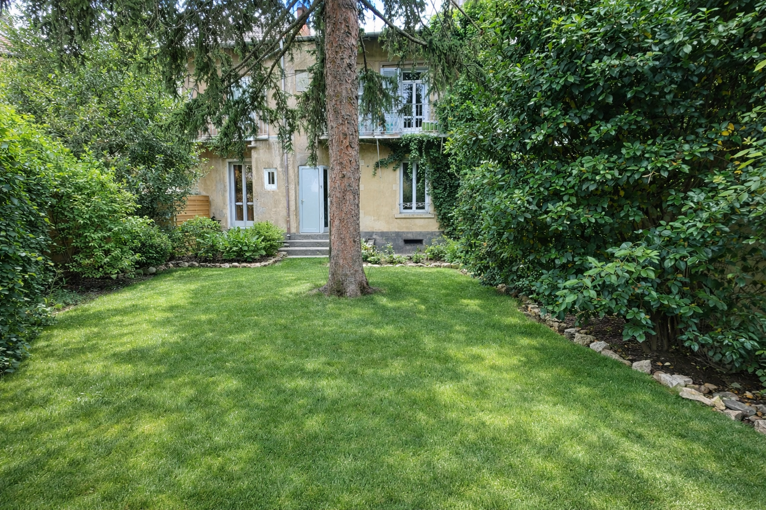 Agence immobilière de 
 CHALTON DUBANCHET IMMOBILIER - CHALTON DUBANCHET IMMOBILIER 
