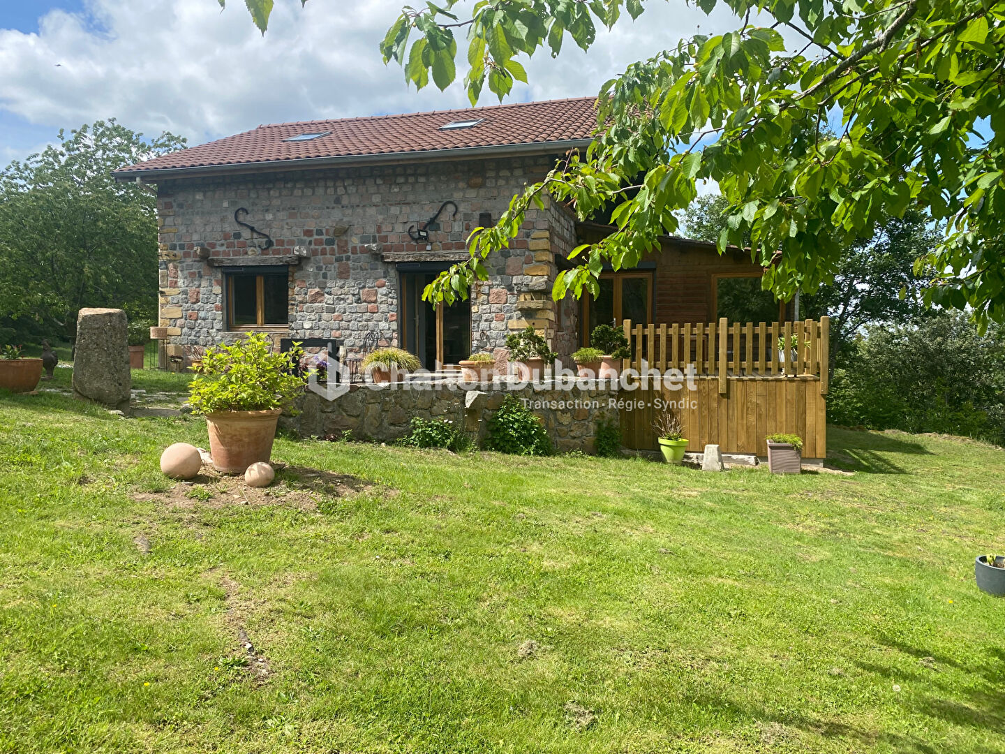 Agence immobilière de 
 CHALTON DUBANCHET IMMOBILIER - CHALTON DUBANCHET IMMOBILIER 
