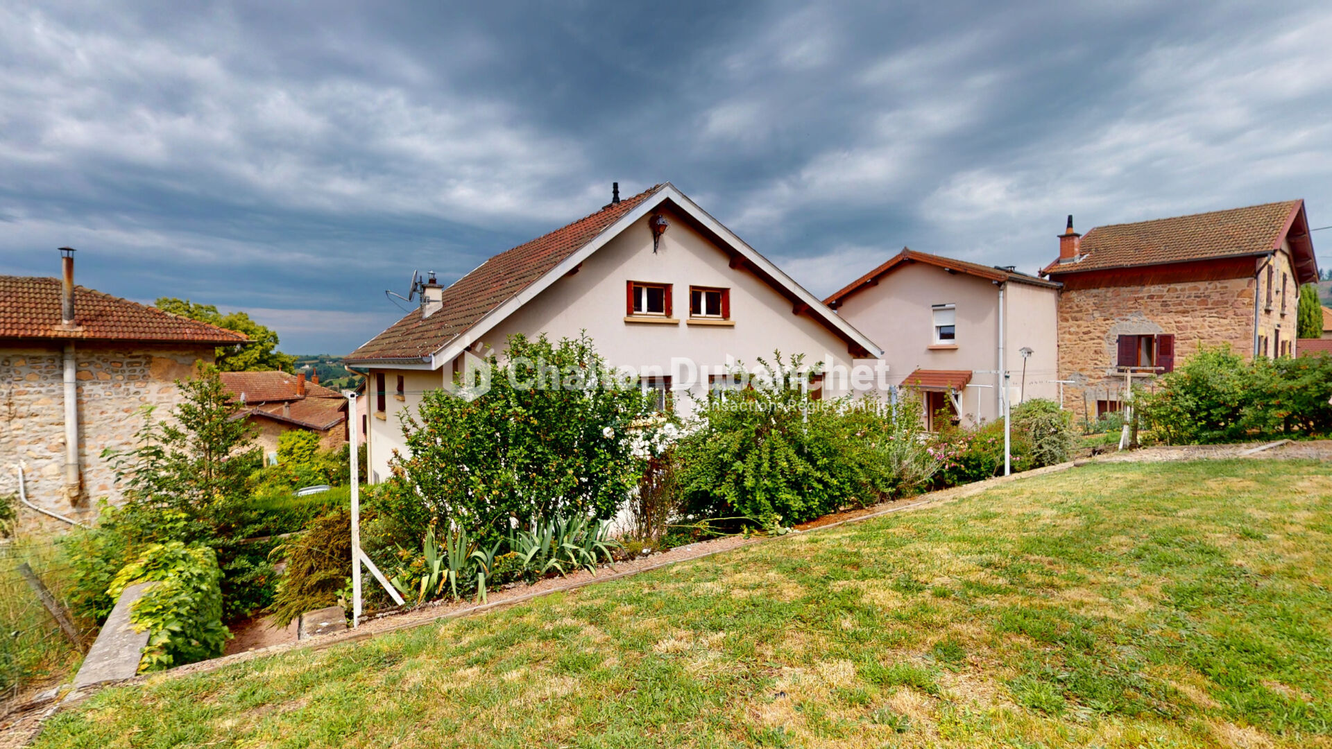 Agence immobilière de 
 CHALTON DUBANCHET IMMOBILIER - CHALTON DUBANCHET IMMOBILIER 
