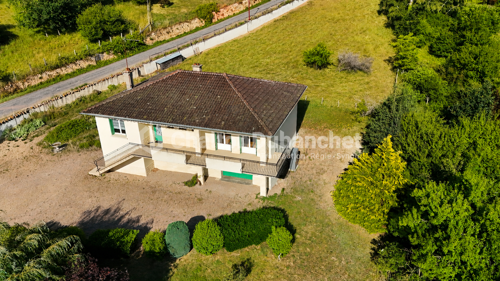 Agence immobilière de 
 CHALTON DUBANCHET IMMOBILIER - CHALTON DUBANCHET IMMOBILIER 
