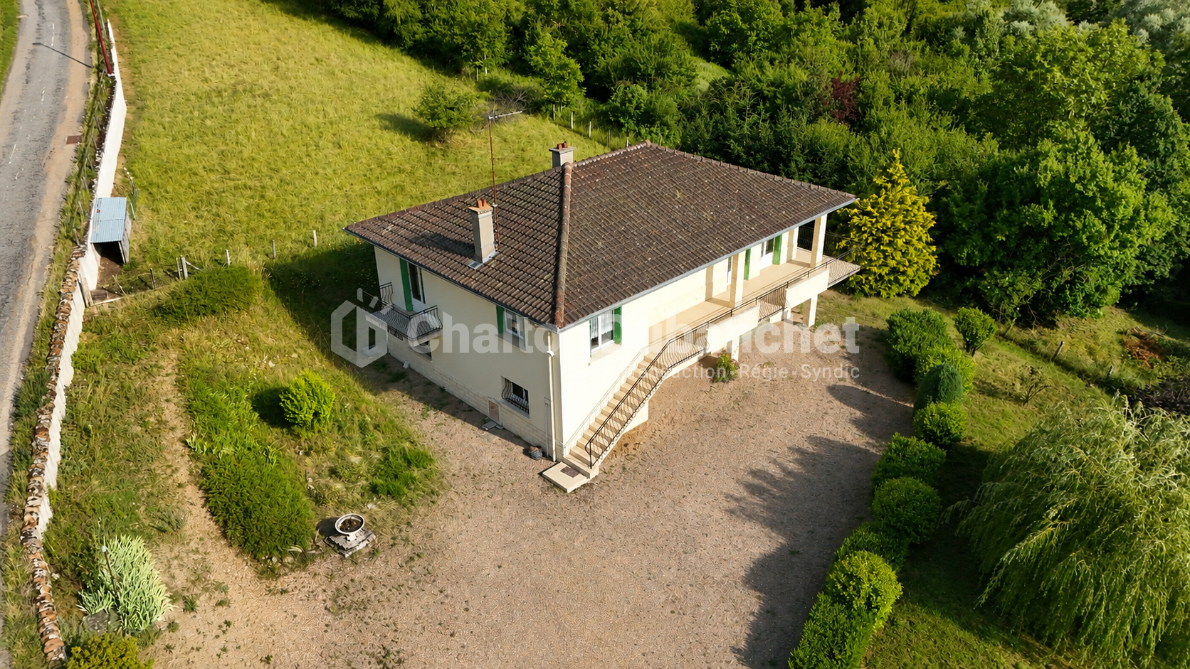 Agence immobilière de 
 CHALTON DUBANCHET IMMOBILIER - CHALTON DUBANCHET IMMOBILIER 
