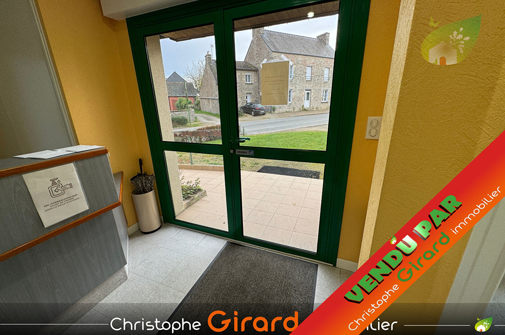 Photo Local à redestiner en habitation de 100 m²  - PLELAN LE PETIT (22980) image 2/6