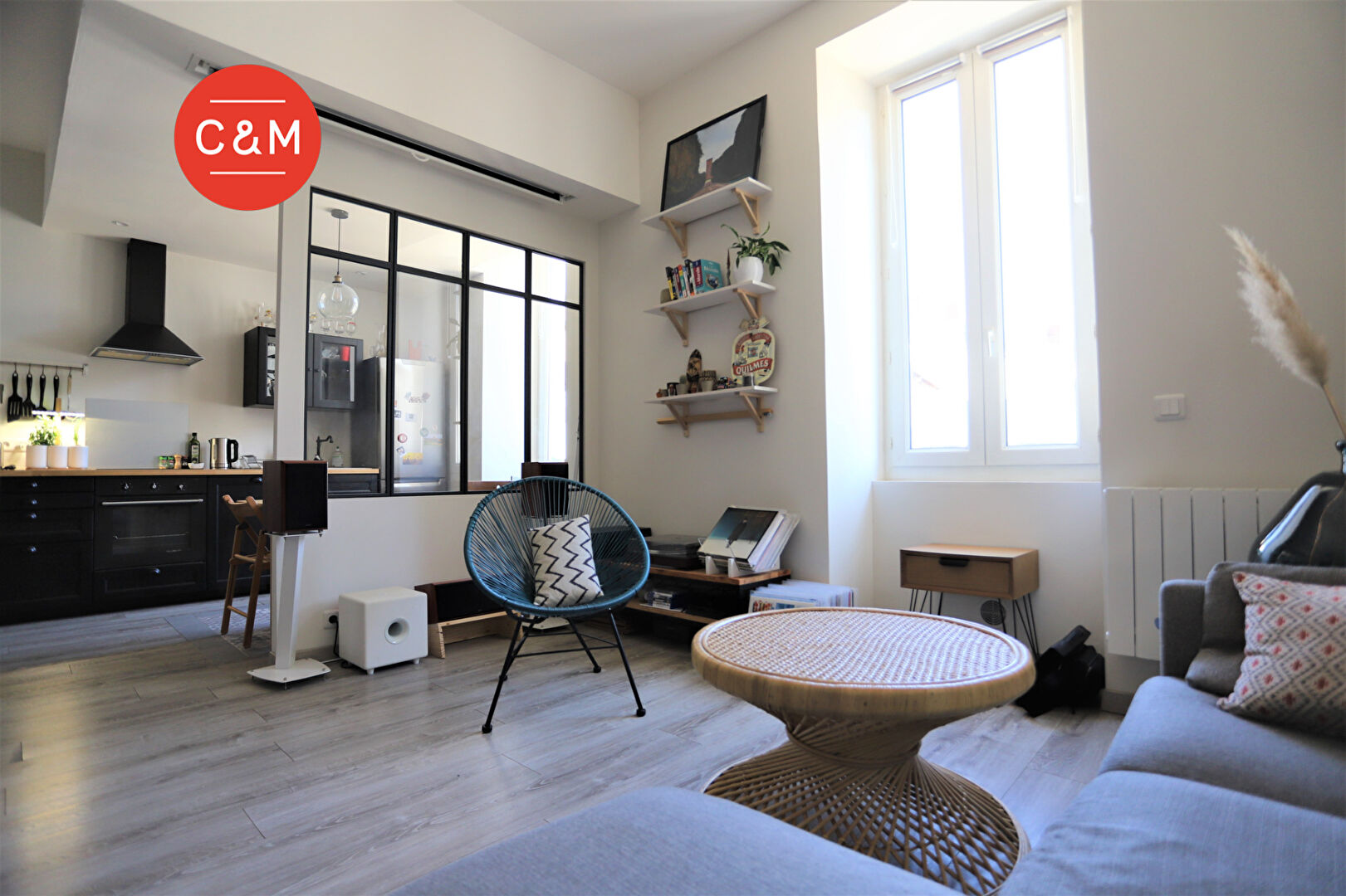 Photo NANTES HYPER CENTRE - Studio meublé de 35 m² image 1/6