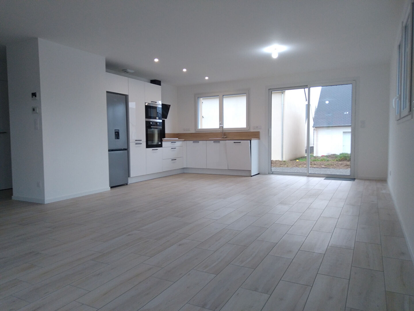Agence immobilière de 
 COMBOURG IMMOBILIER - COMBOURG IMMOBILIER 
