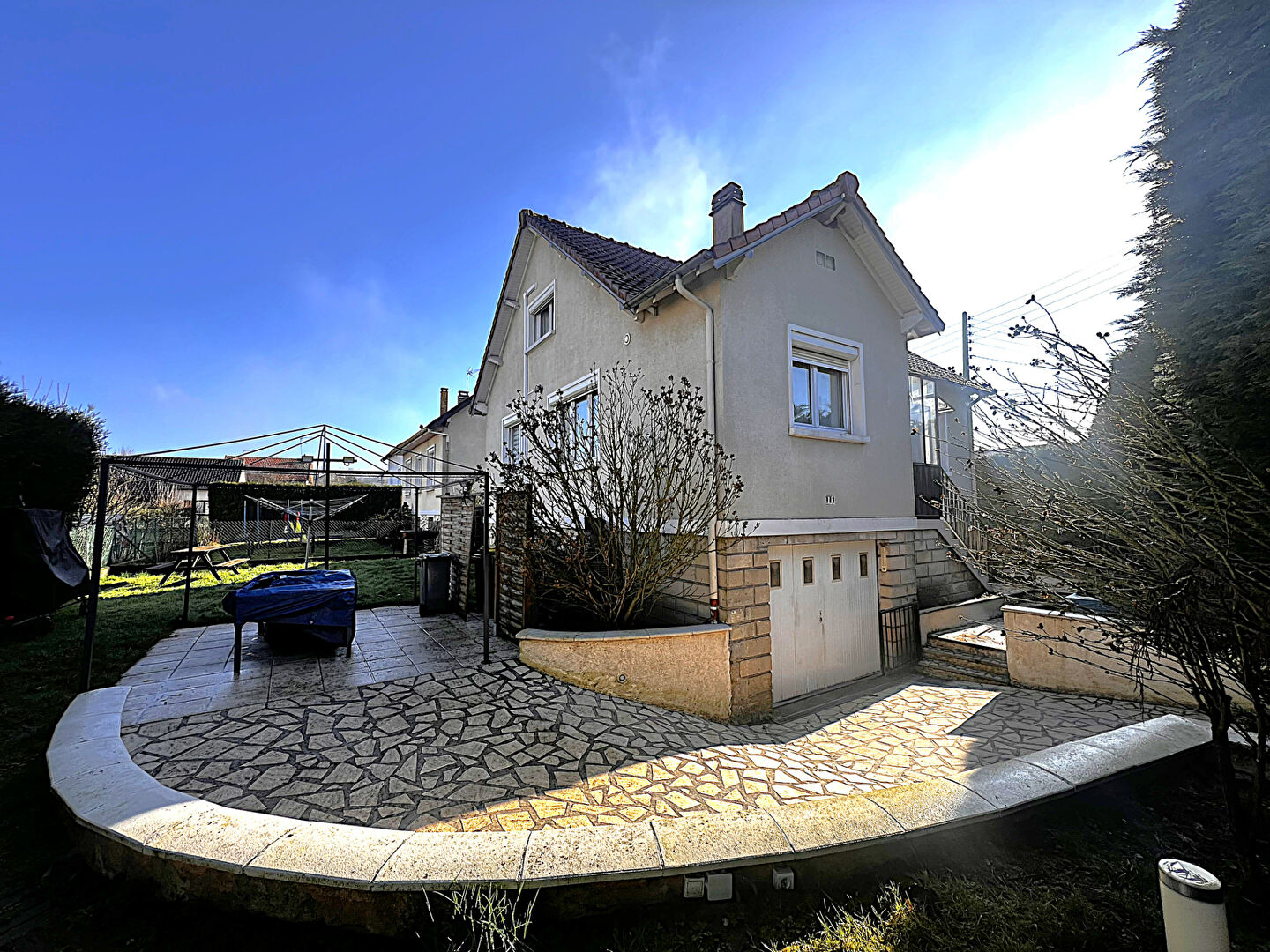 Photo EXCLUSIVITE COMEBACK - Maison à Survilliers 4 pièces 102 m² - sous-sol total - Terrain de 422 m² !!! image 1/6