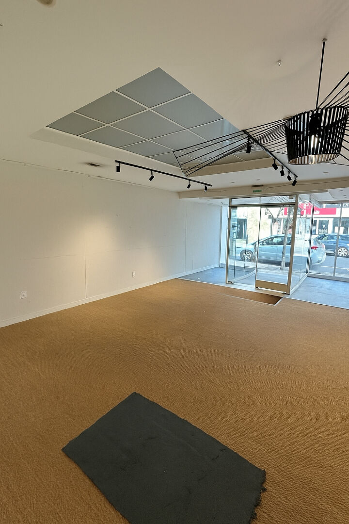 A VENDRE Fonds de commerce à Lamorlaye en plein centre  !!!