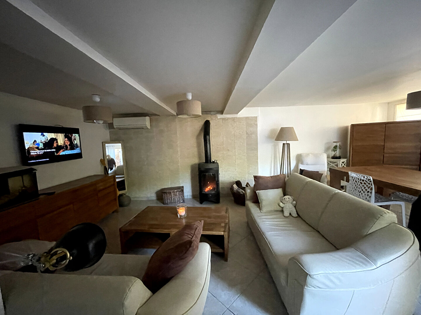 Photo Exceptionnelle villa à Ceyreste ? Havre de paix au coeur de la nature 365 m2 image 3/6