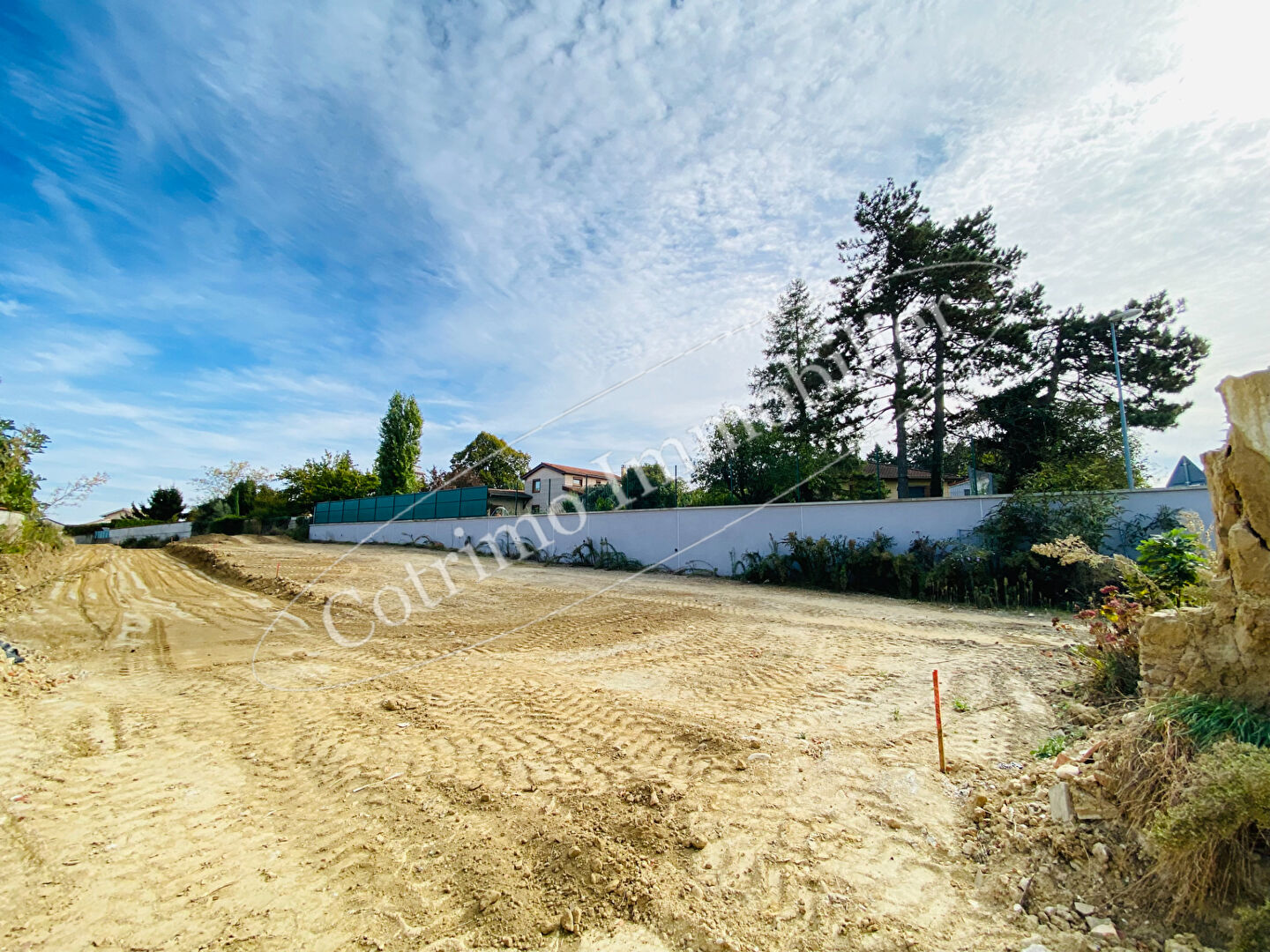 CHASSIEU Terrain plat de 611m²environ