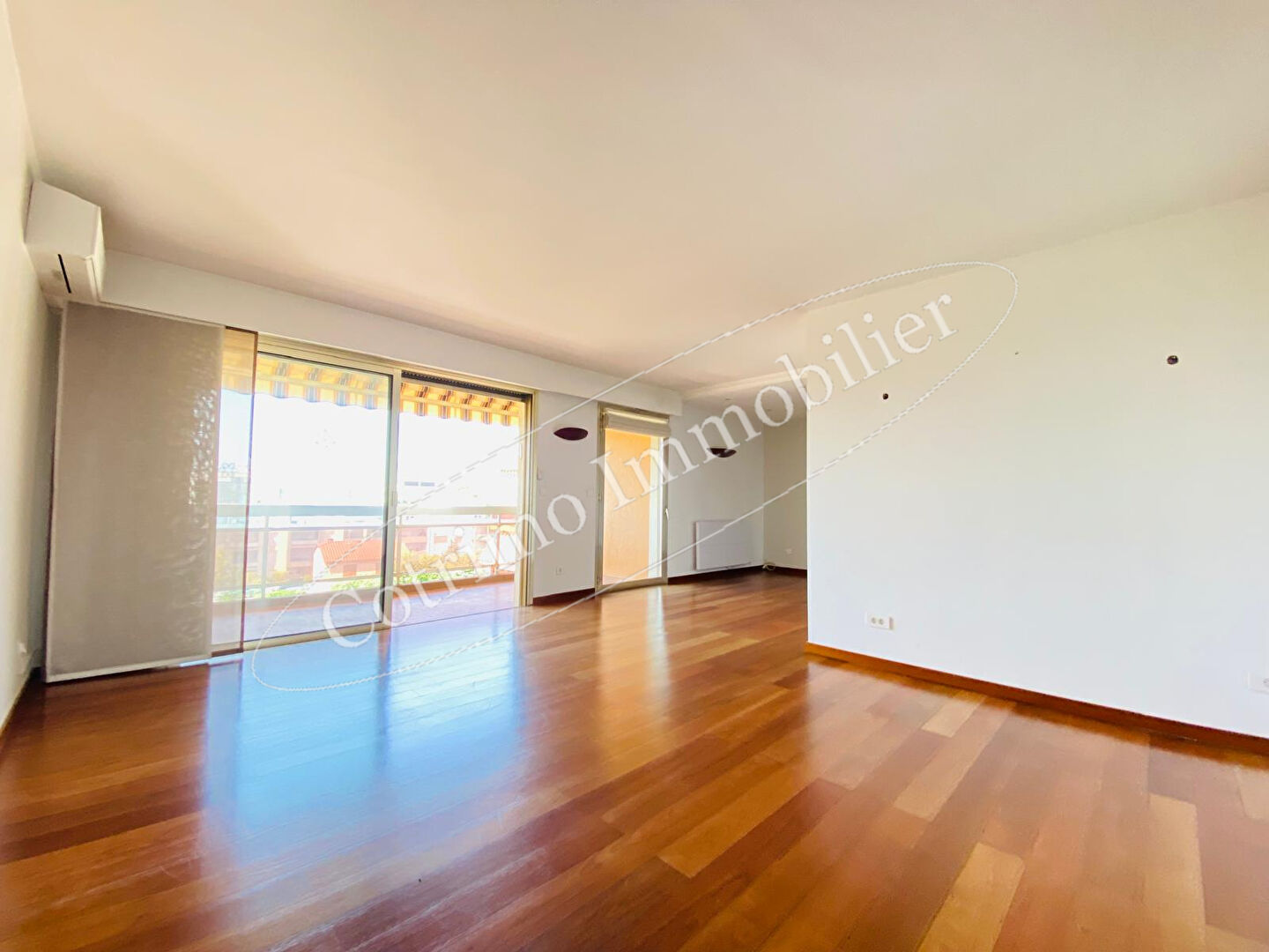 Photo BRON Beau T4 de 105m²+terrasse+ parking+cave image 2/6