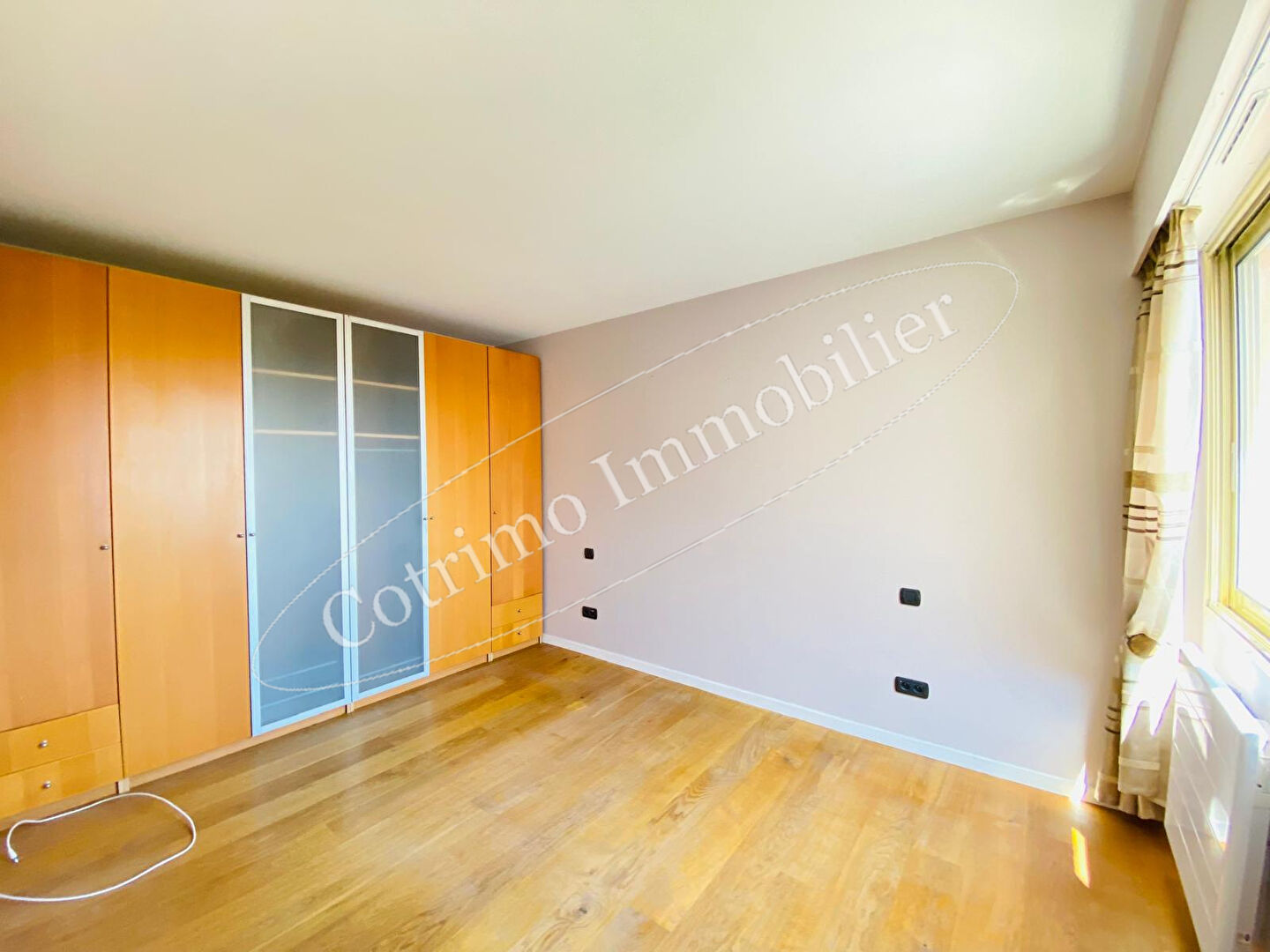 Photo BRON Beau T4 de 105m²+terrasse+ parking+cave image 6/6