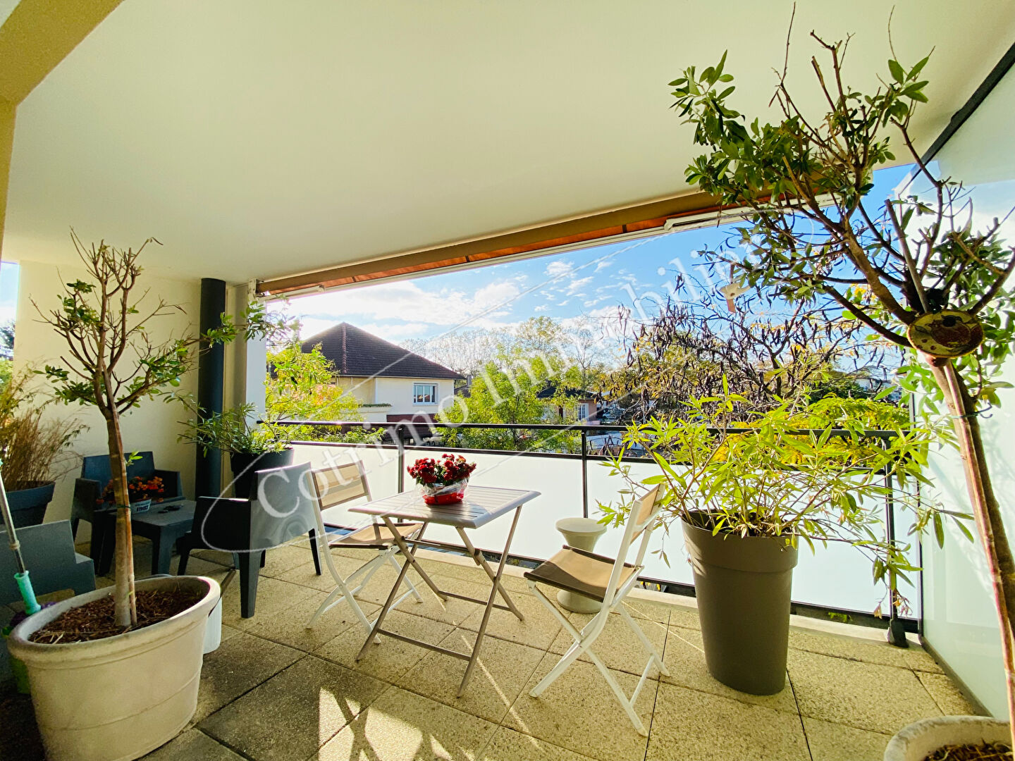 Photo CHASSIEU Centre T3 de 65m²+Terrasse+Balcon+Garage image 2/4