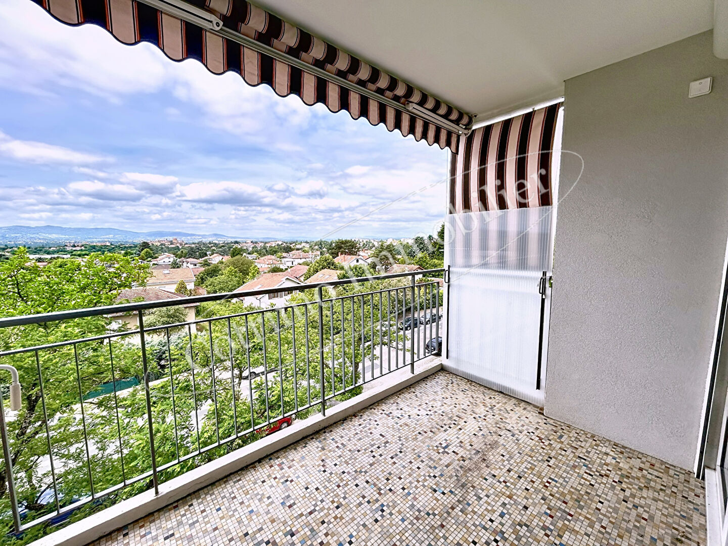 Agence immobilière de 
 COTRIMO GESTION GENAS - COTRIMO GESTION GENAS 
