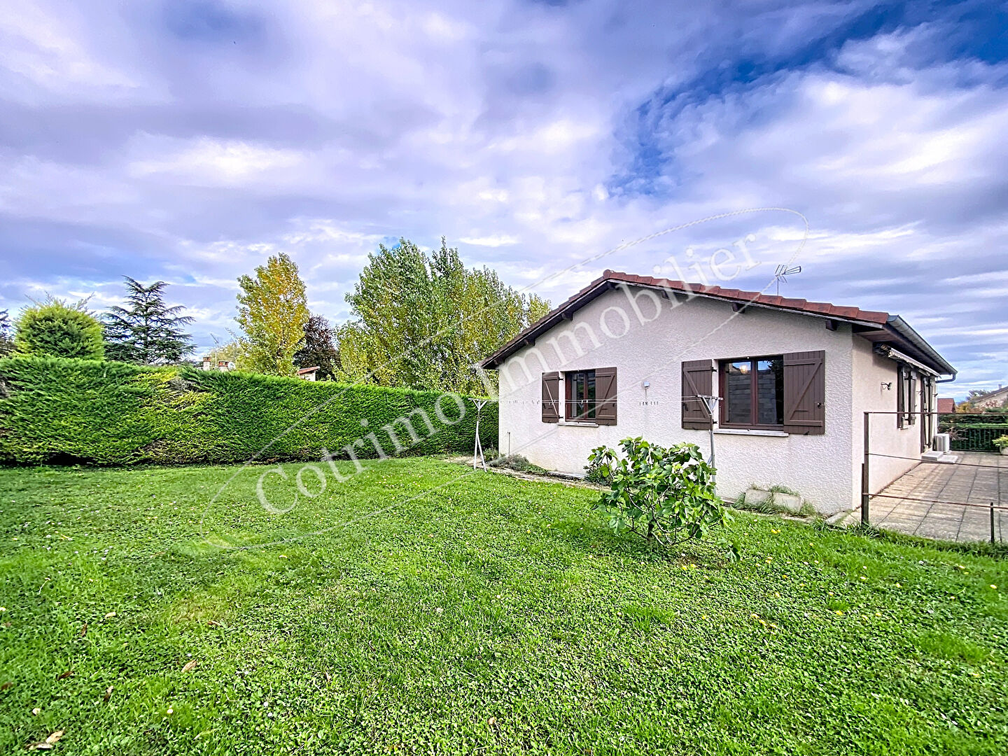 Agence immobilière de 
 COTRIMO GESTION GENAS - COTRIMO GESTION GENAS 
