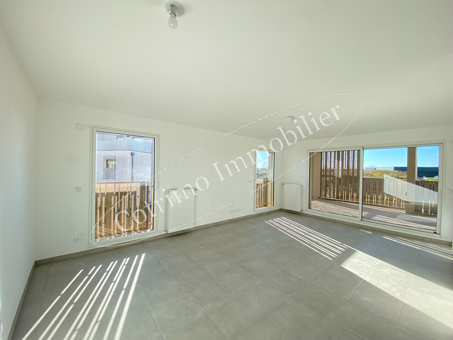 Photo GENAS Appartement T4 83,75m²+2 loggias image 2/5
