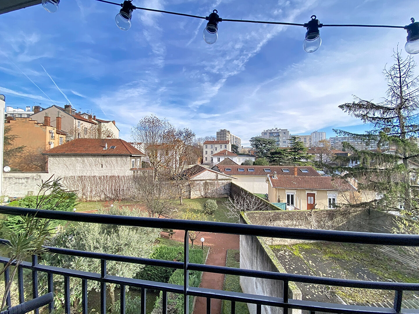 Agence immobilière de 
 COTRIMO GESTION GENAS - COTRIMO GESTION GENAS 
