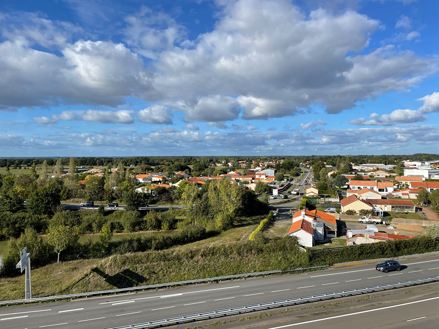 Photo SAINT PHILBERT DE GRAND LIEU image 4/5