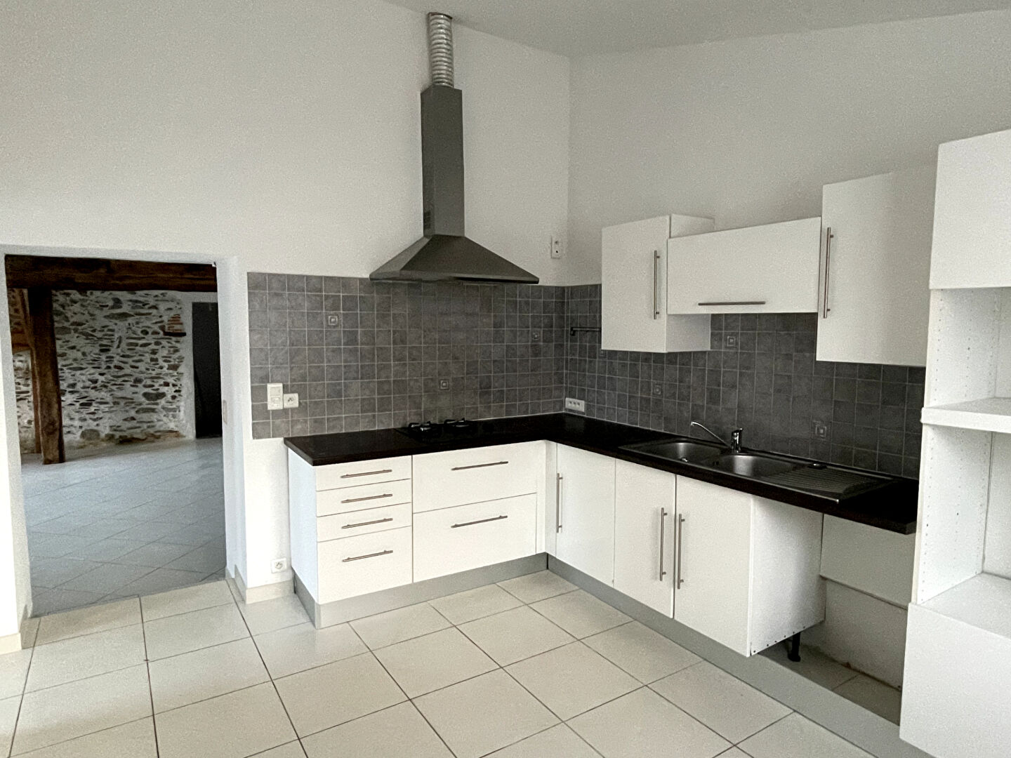 Photo SAINT PHILBERT DE GRAND LIEU image 3/6