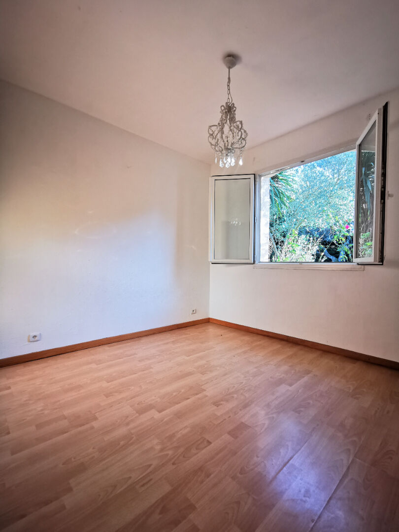 Photo L'Isle Jourdain Villa 6 pièces -160m² à 30min de Toulouse image 5/6