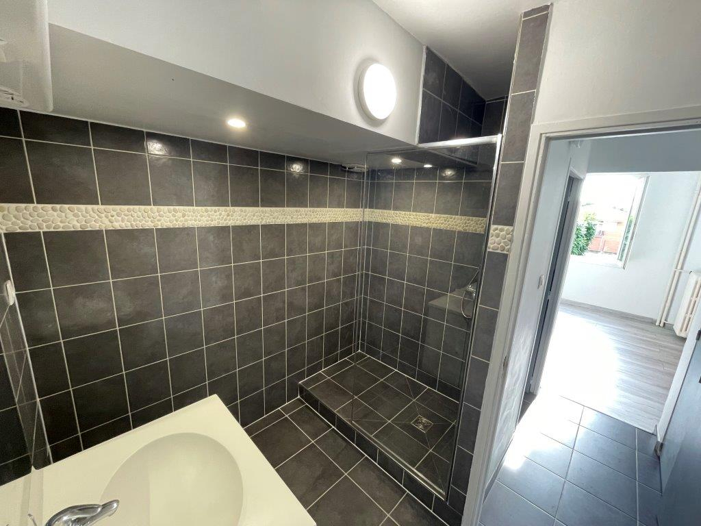 Photo T2 39M2 secteur Bonnefoy image 3/5