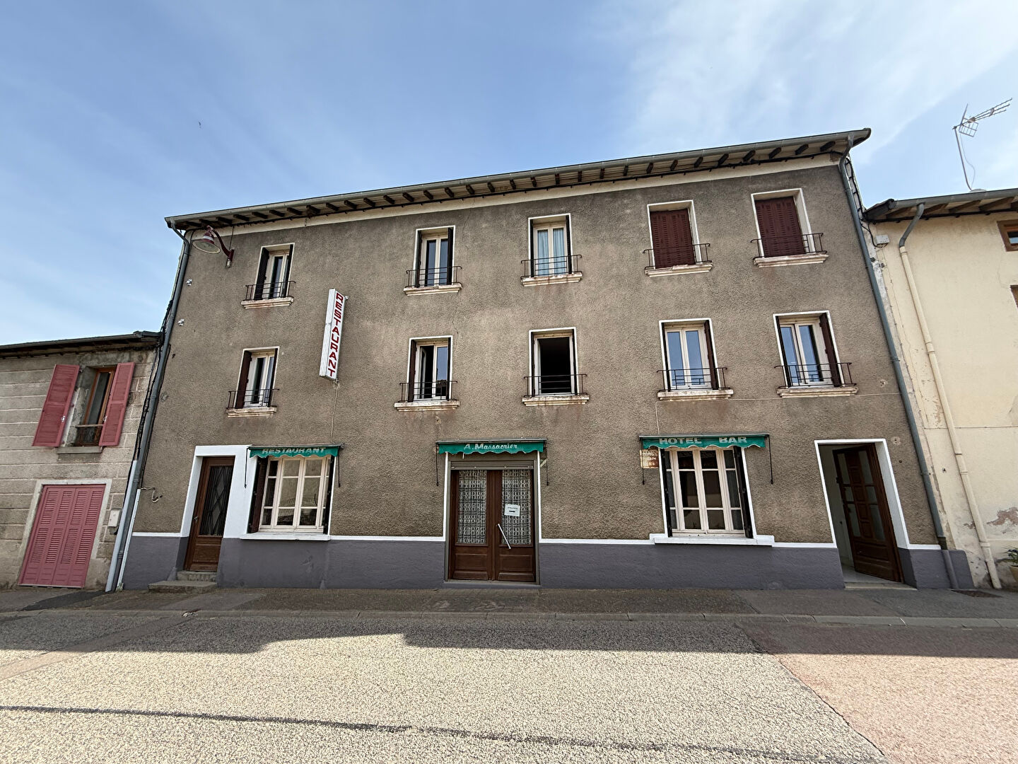 Agence immobilière de 
 DI GUSTO IMMOBILIER - DI GUSTO IMMOBILIER 
