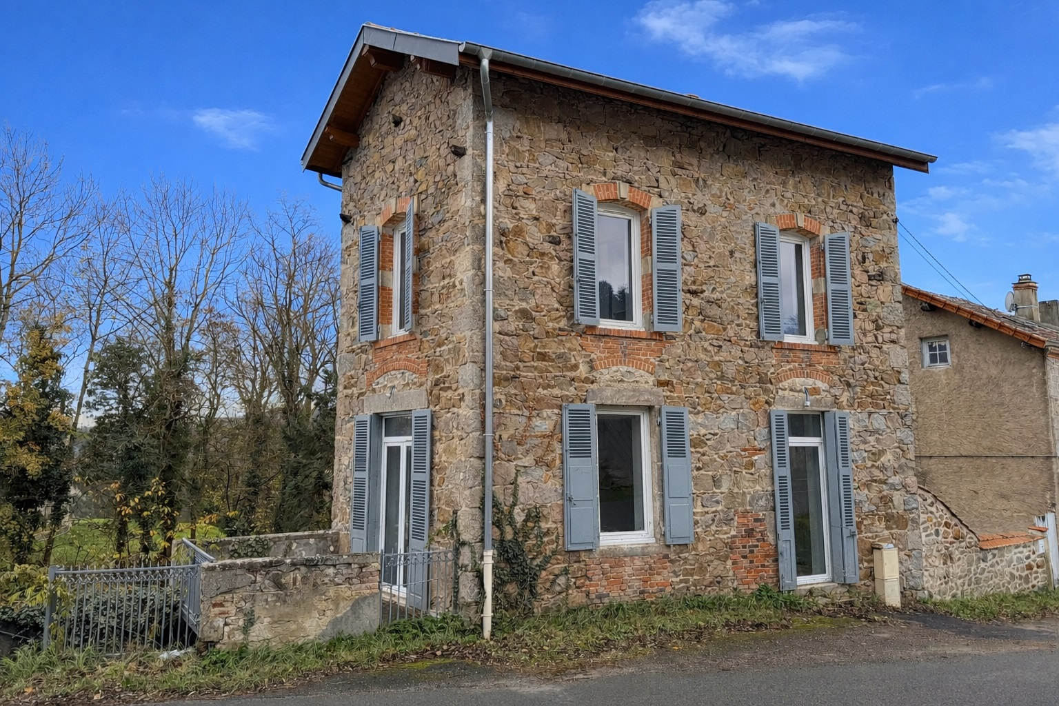 Agence immobilière de 
 DI GUSTO IMMOBILIER - DI GUSTO IMMOBILIER 
