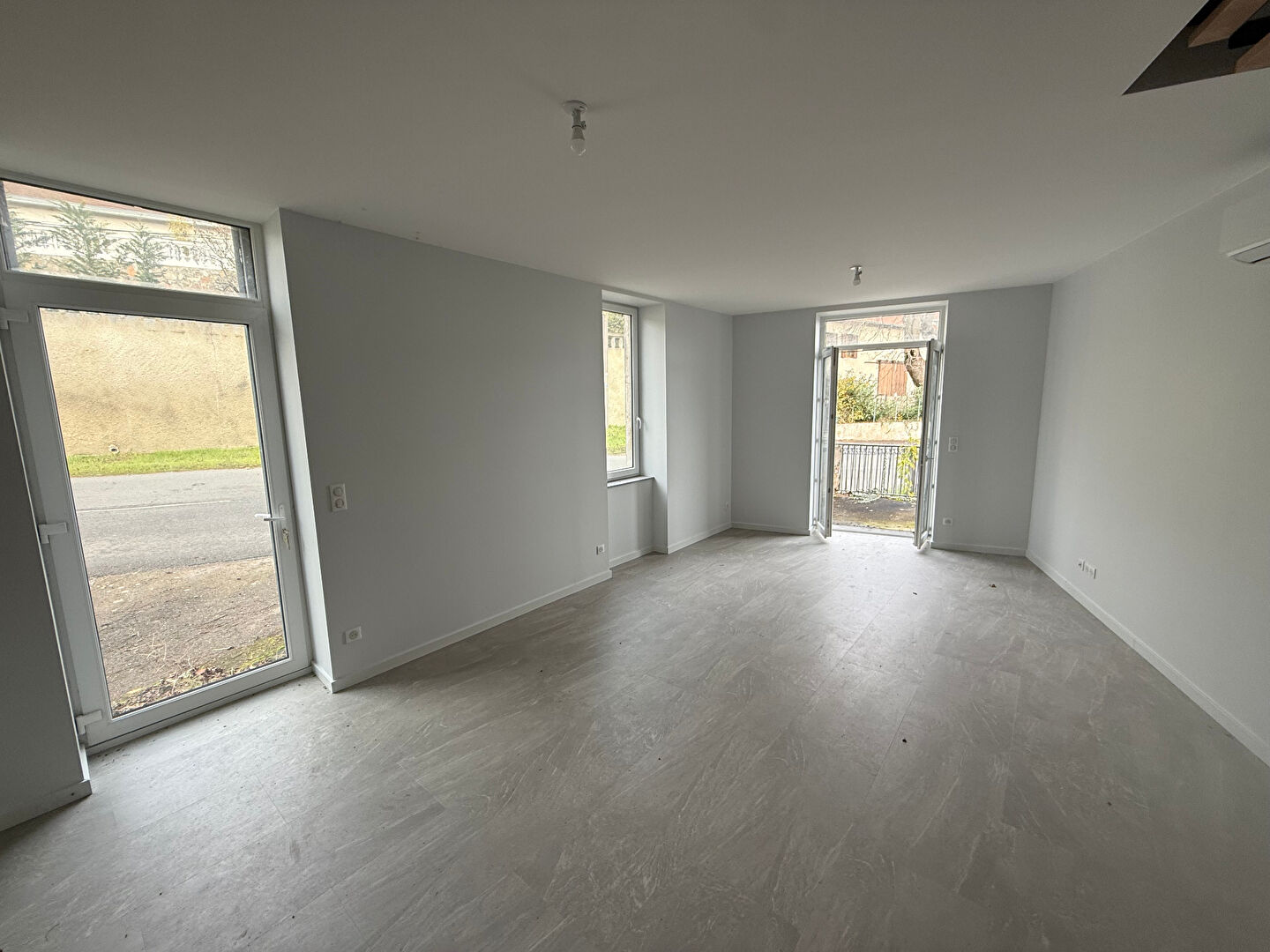 Photo Maison Renaison 4 pièce(s) 80 m2 image 2/6