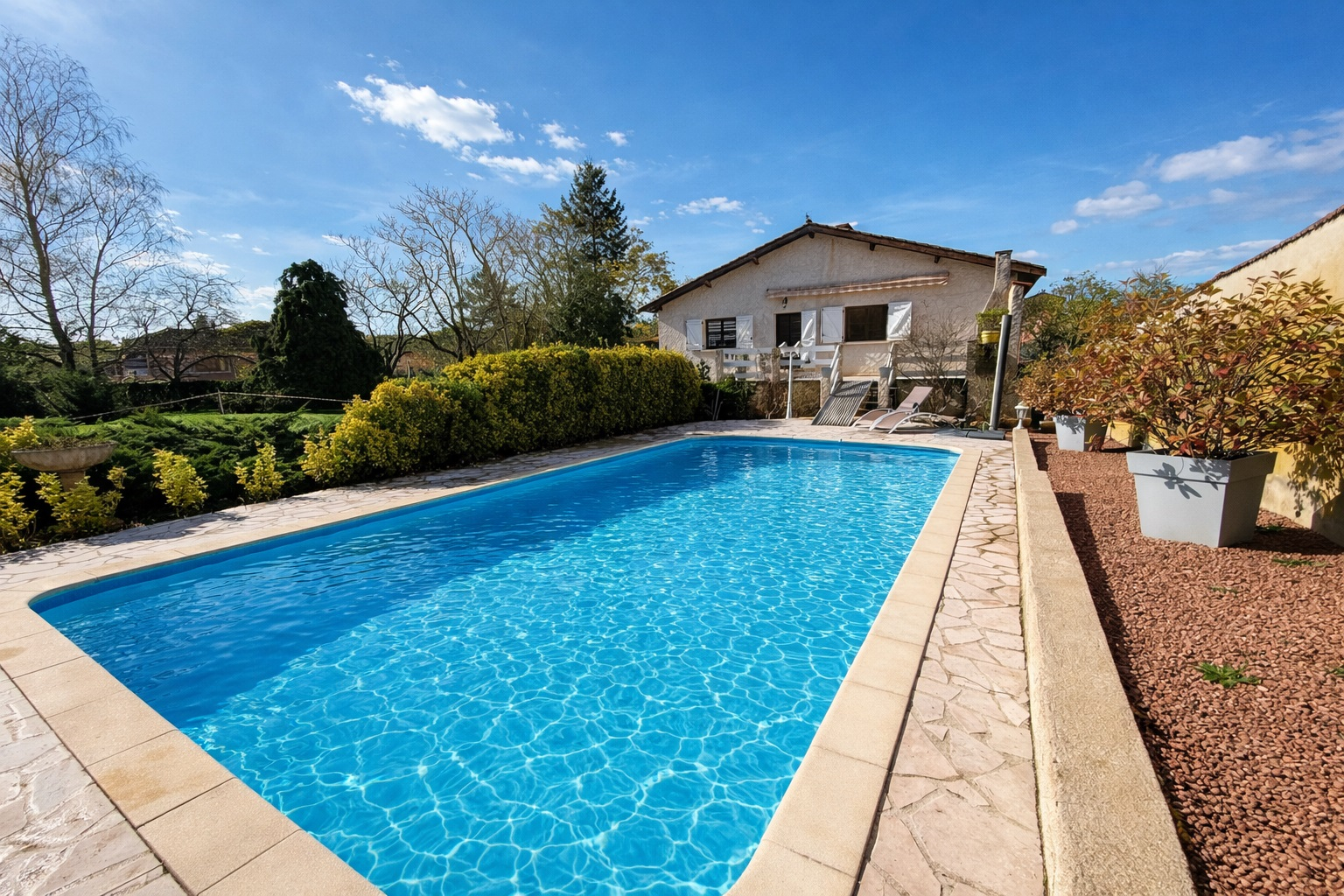 Agence immobilière de 
 DI GUSTO IMMOBILIER - DI GUSTO IMMOBILIER 
