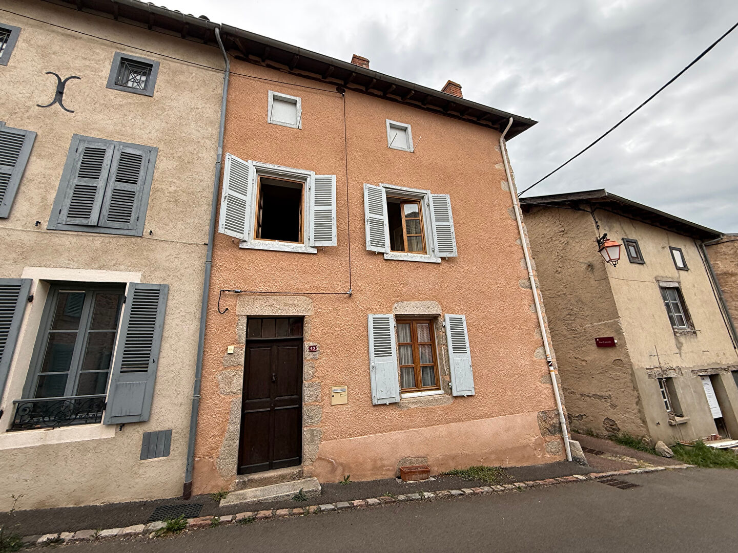 Agence immobilière de 
 DI GUSTO IMMOBILIER - DI GUSTO IMMOBILIER 
