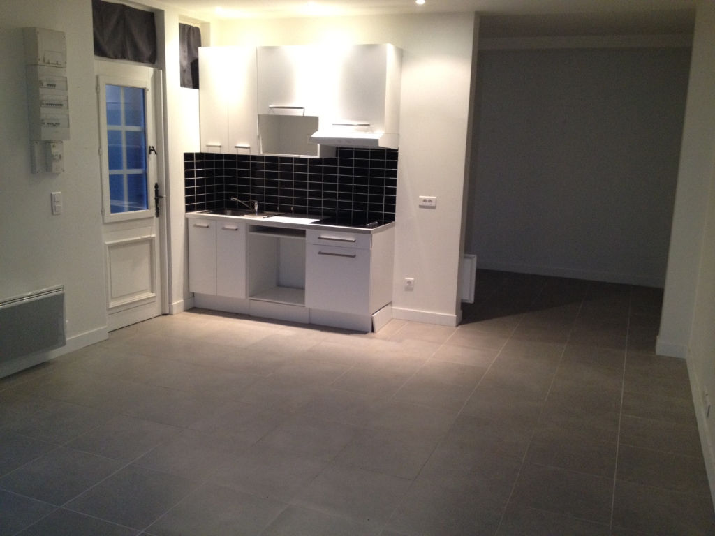 Photo Montreuil - M° Croix de Chavaux - Studio 34m² + Jardin privatif image 3/4