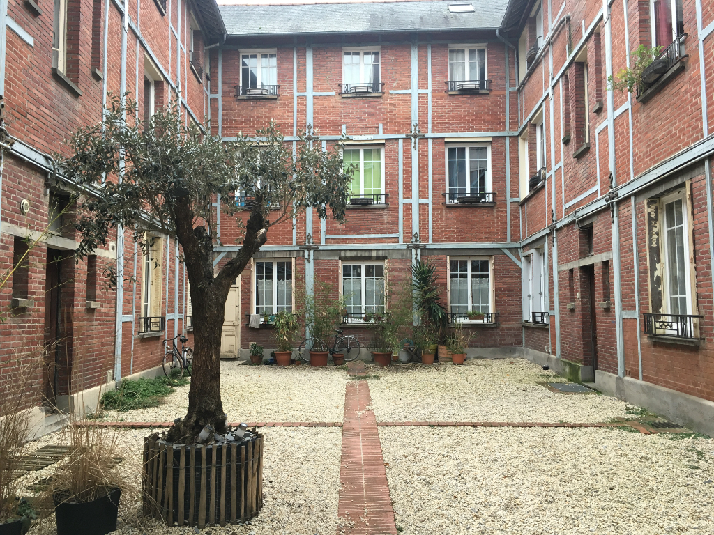 Agence immobilière de DLJ GESTION