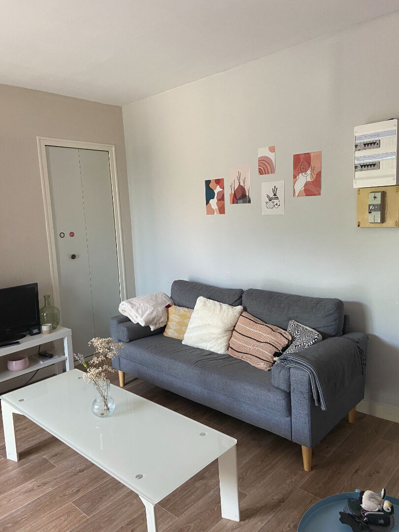 Photo Appartement Rennes 1 pièce 28.04 m2 image 1/5