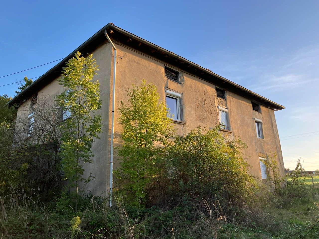 A VENDRE COUTOUVRE Maison de 5 pièce(s) 140 m2