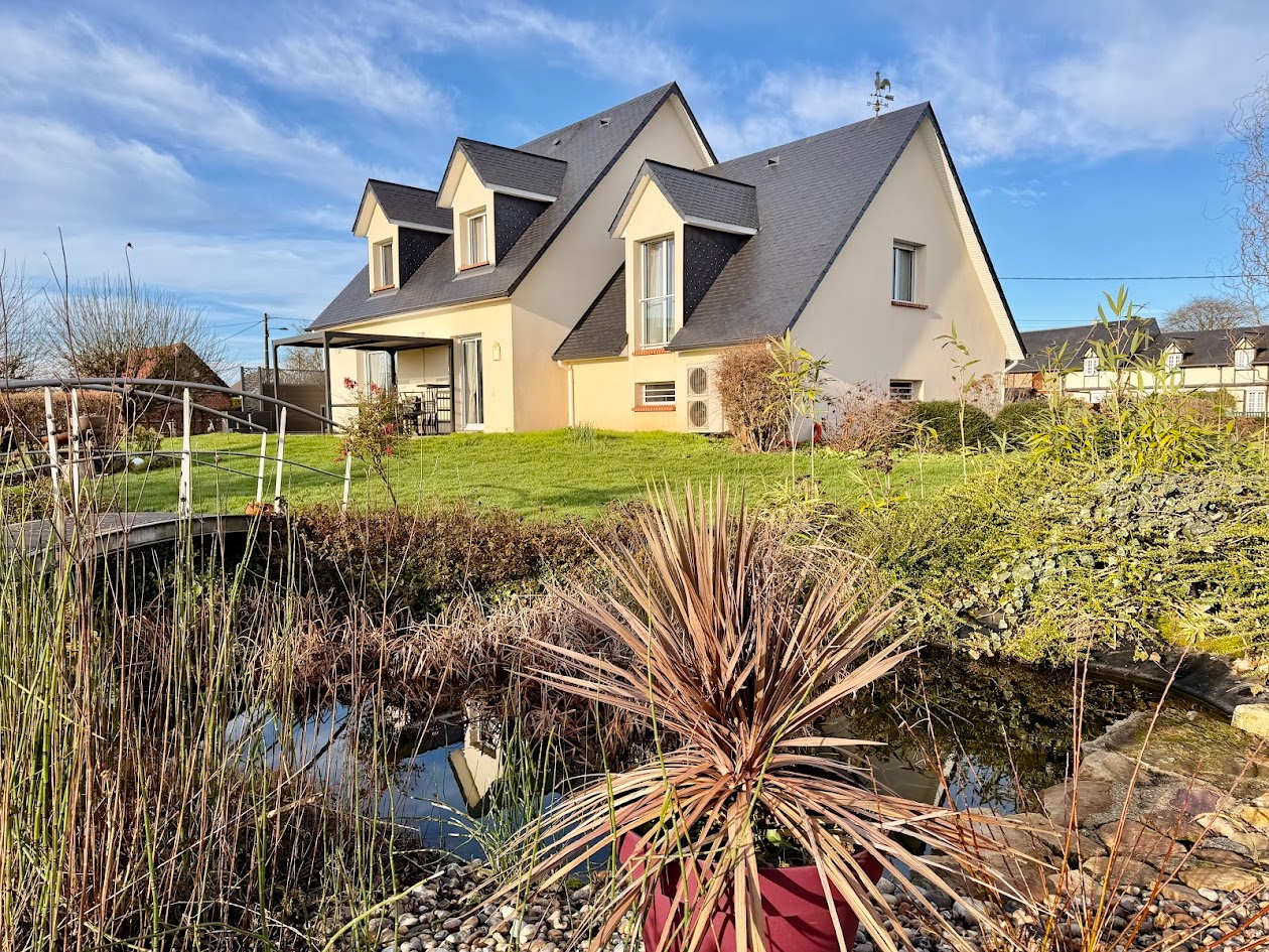 Agence immobilière de 
 DORTOMB IMMO - DORTOMB IMMO 
