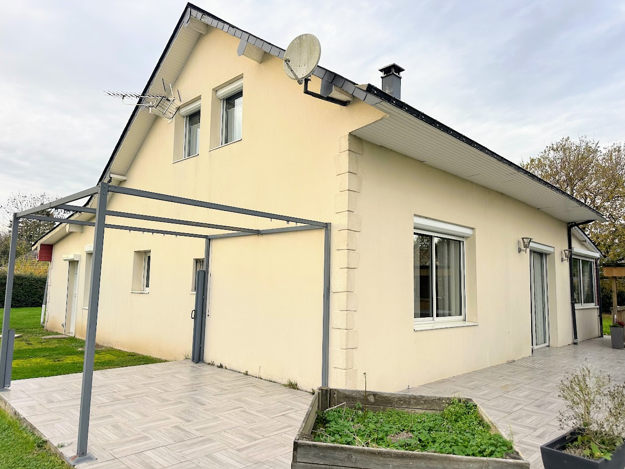 Agence immobilière de 
 DORTOMB IMMO - DORTOMB IMMO 
