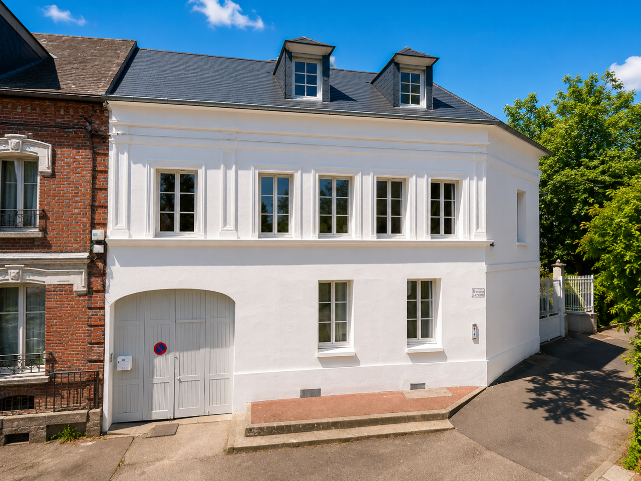Agence immobilière de 
 DORTOMB IMMO - DORTOMB IMMO 
