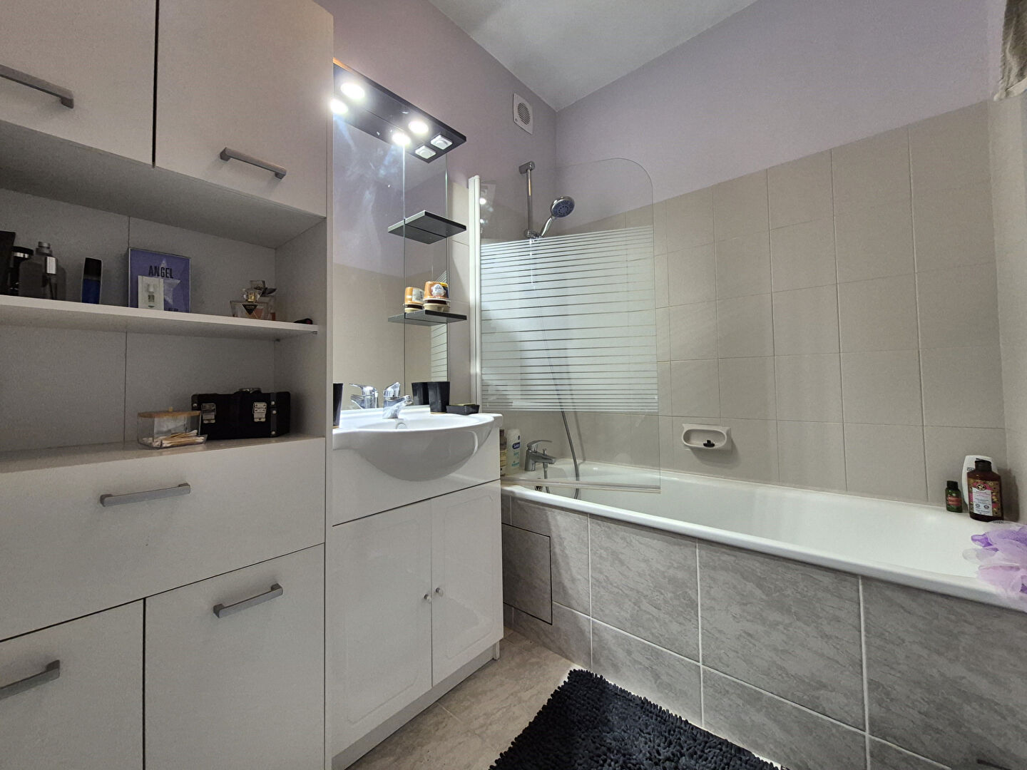 Photo APPARTEMENT 3 PIECES 72m² - CAVE & PARKING - PROCHE CENTRE VILLE image 6/6