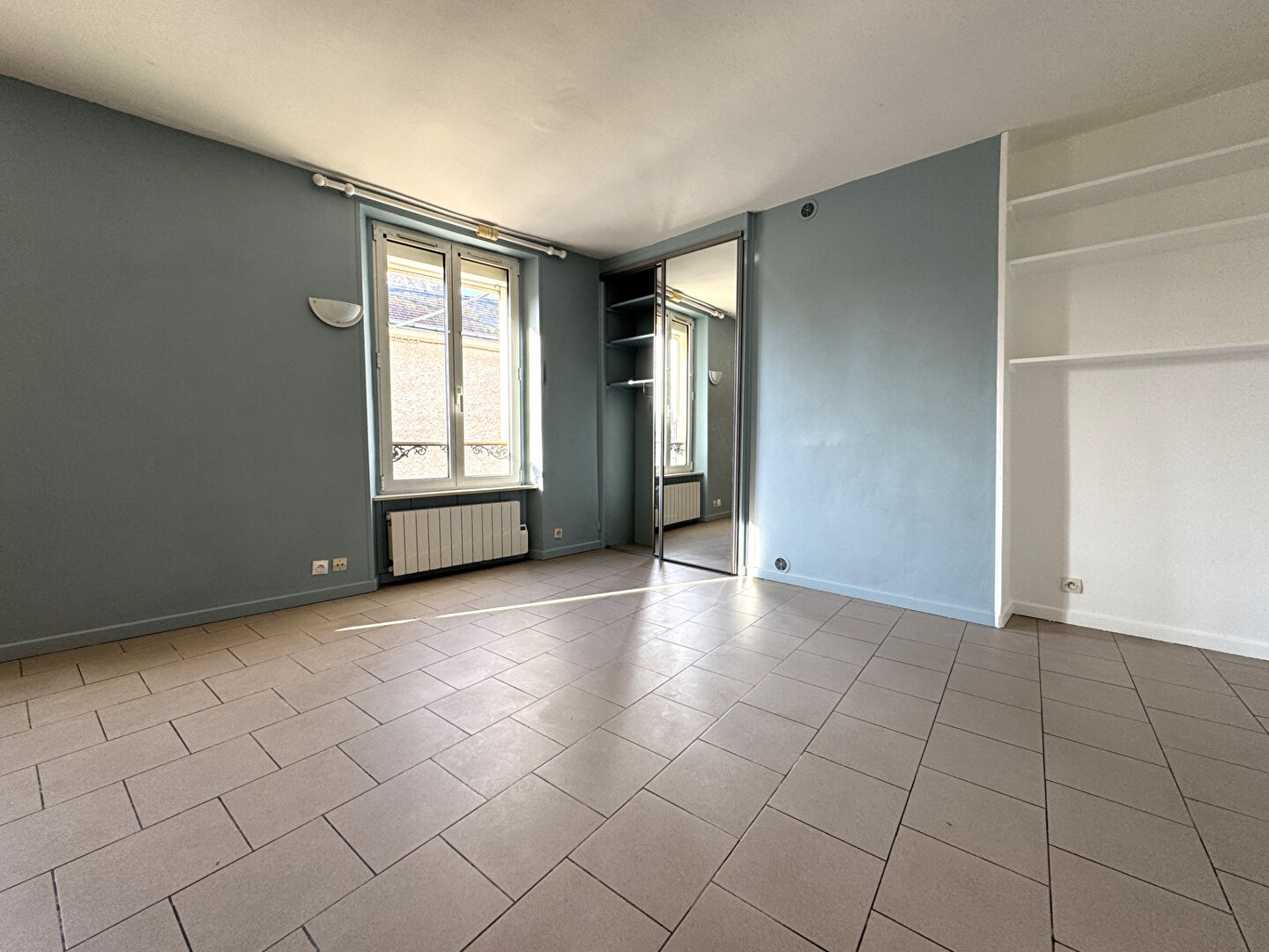 Studio 27 m² - Centre Ville Dourdan