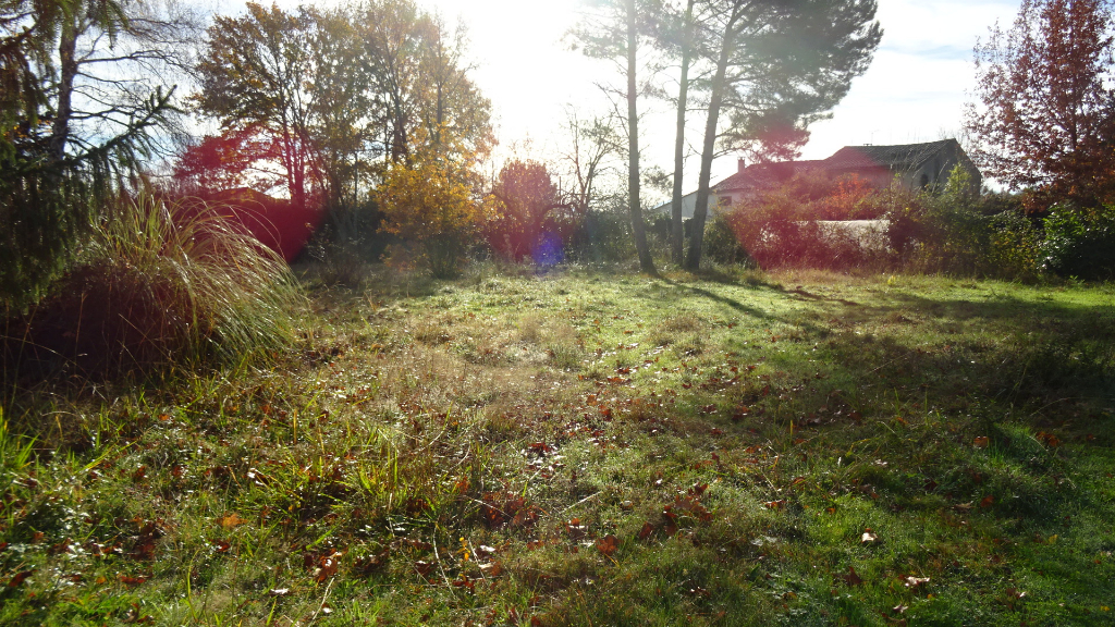 Photo Prox Pamiers Terrain de 696 m². image 2/4