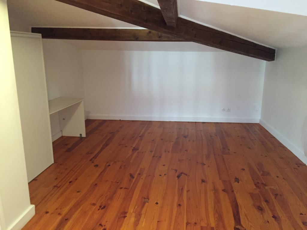 Photo A SAISIR! MAISON AVEC LOCAL COMMERCIAL ET T1 TYPE DUPLEX image 6/6