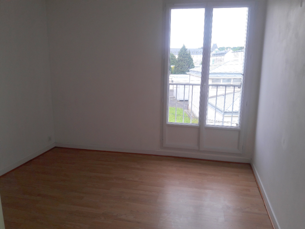 Photo APPARTEMENT T2 image 3/4