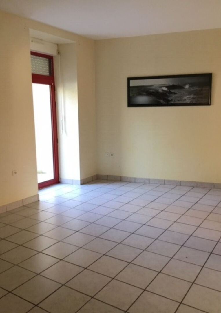 Photo T2 AU RDC AVEC TERRASSE image 3/6