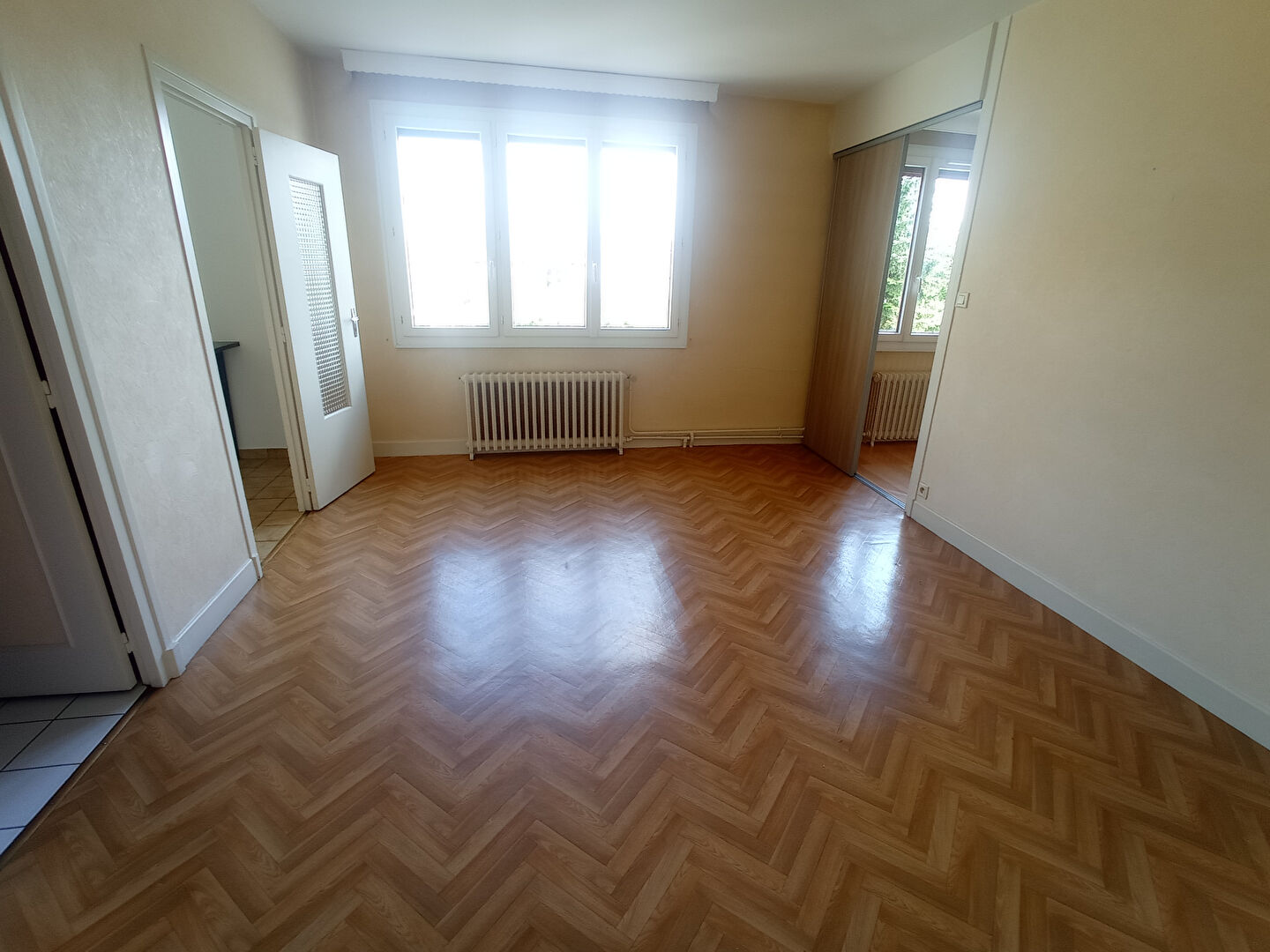 Agence immobilière de 
 ELYSE AVENUE - ELYSE AVENUE Montluçon 
